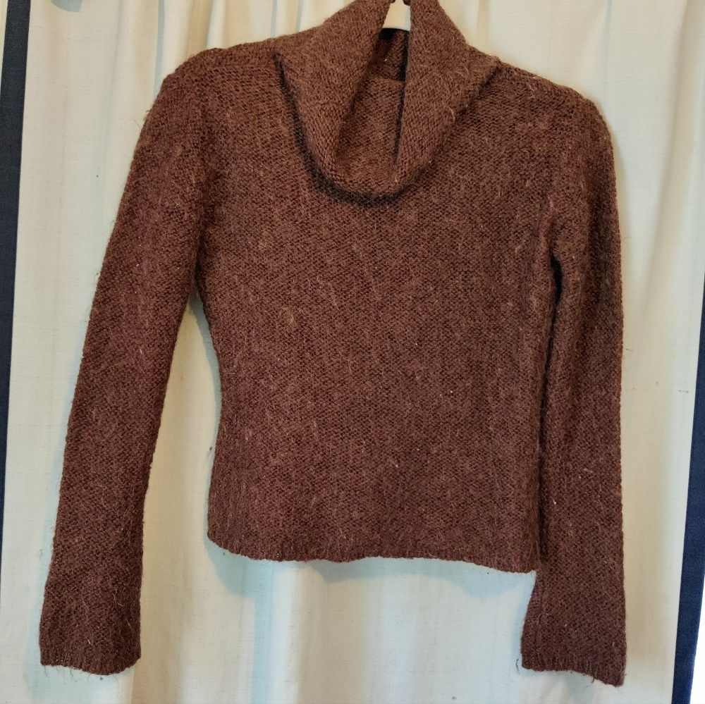 Wool turtle neck